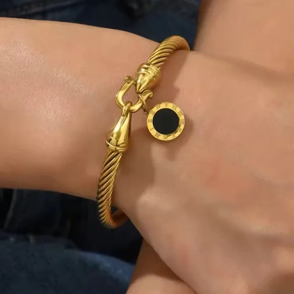 Roman Numeral Stainless Steel Wire Rope Bracelet ✨ Horseshoe Buckle | Women’s - Picture 2 of 4